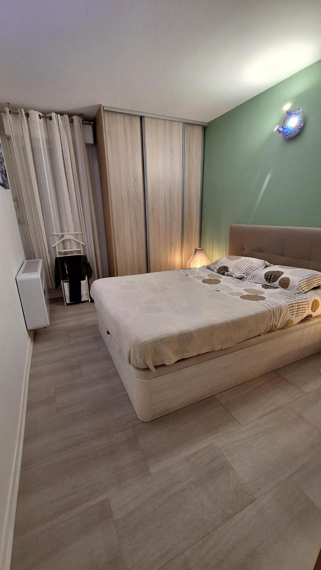 Charmant Appartement Residentiel Avec Terrasse, Jardin Privatif Et Piscine A Cannes Esterno foto